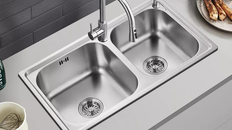 不锈钢台面到底怎么样？用过的人来给你评价一下！