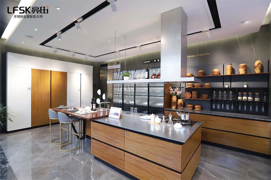 不锈钢橱柜 是便宜还是贵?(图2) 不锈钢橱柜 是便宜还是贵?(图2)