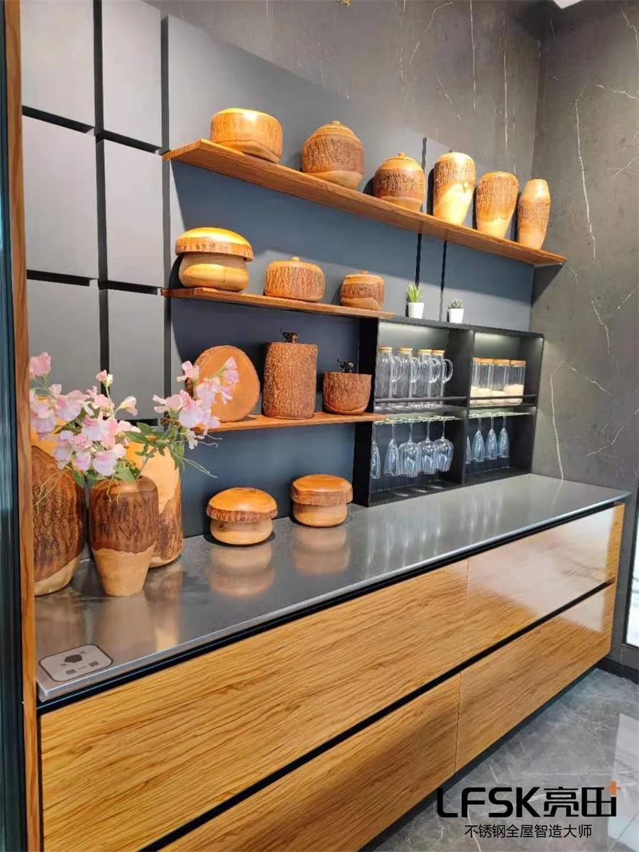 不锈钢橱柜 是便宜还是贵?(图3) 不锈钢橱柜 是便宜还是贵?(图3)